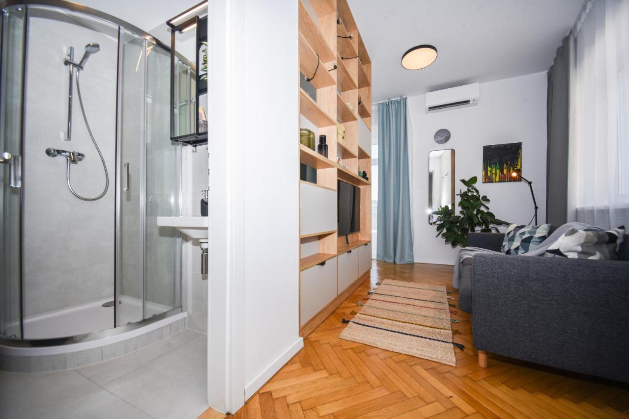 City Center Studio - Comfy & Modern Bratislava Exterior photo