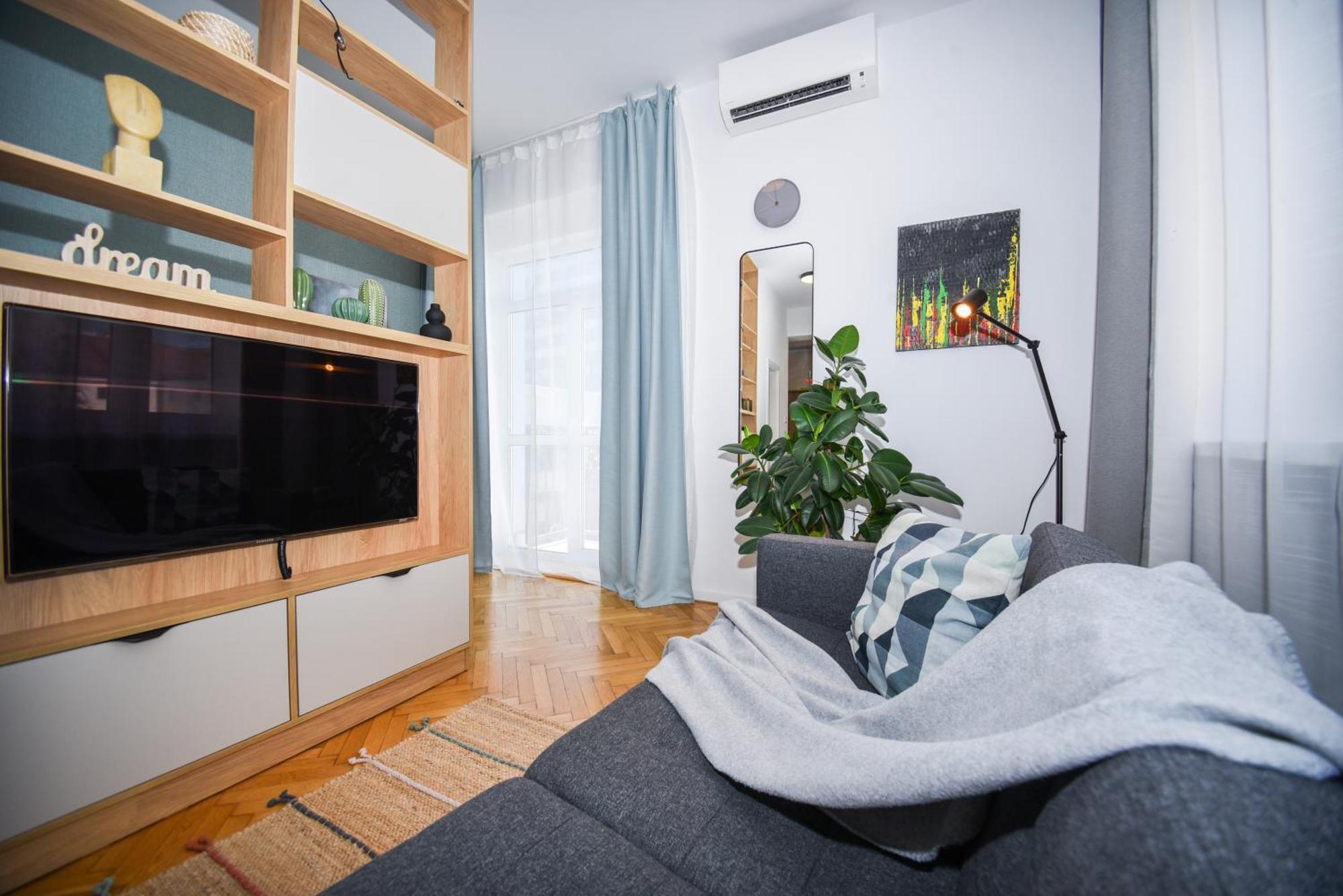 City Center Studio - Comfy & Modern Bratislava Exterior photo