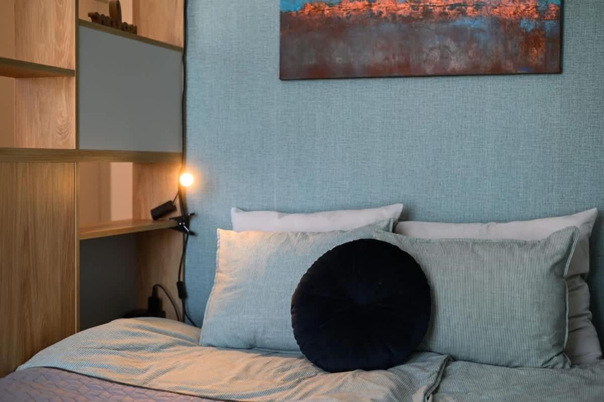 City Center Studio - Comfy & Modern Bratislava Exterior photo